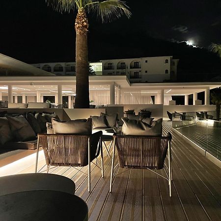 Akrathos Beach Hotel أُرانّوبولي المظهر الخارجي الصورة