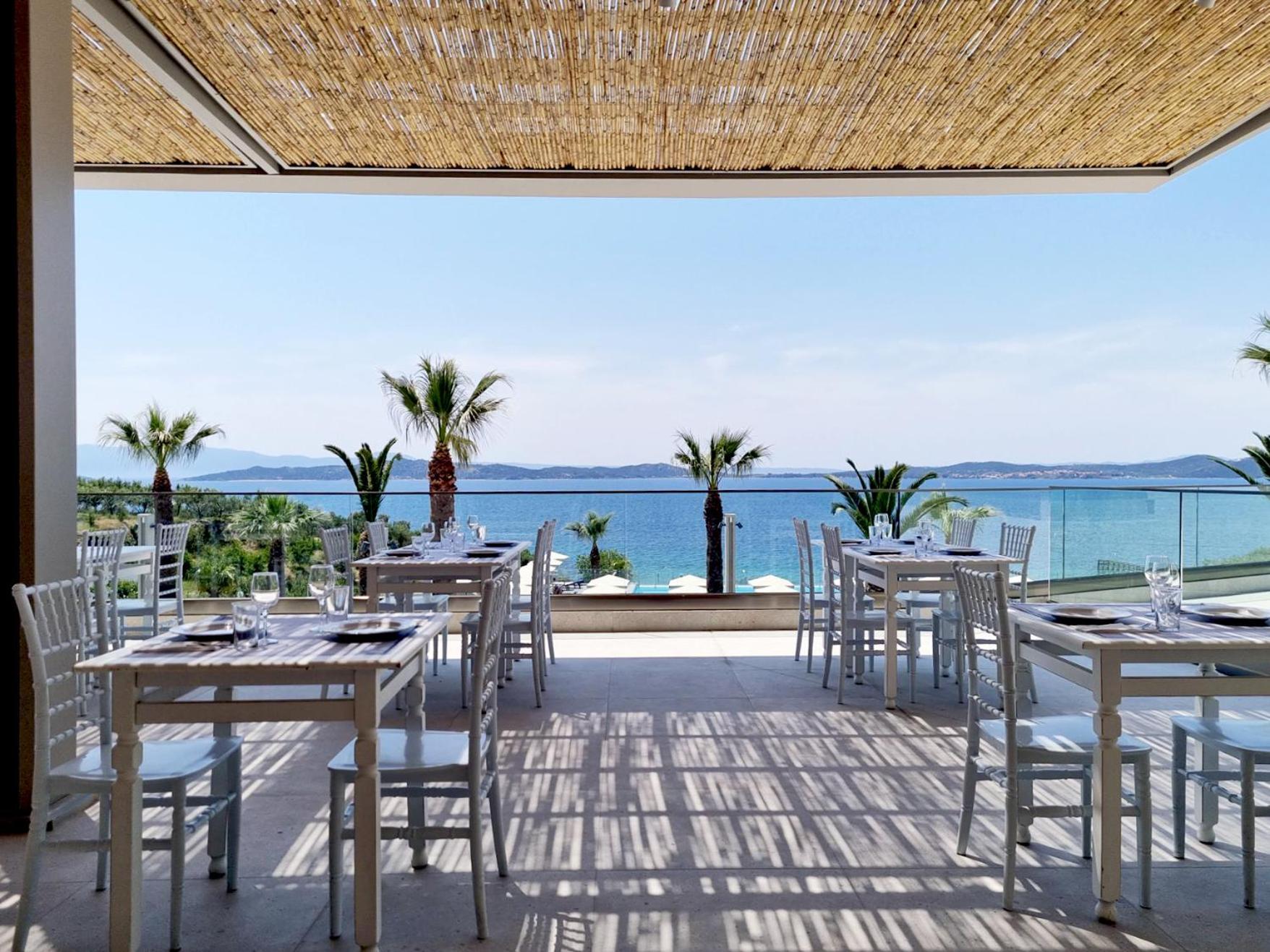 Akrathos Beach Hotel أُرانّوبولي المظهر الخارجي الصورة