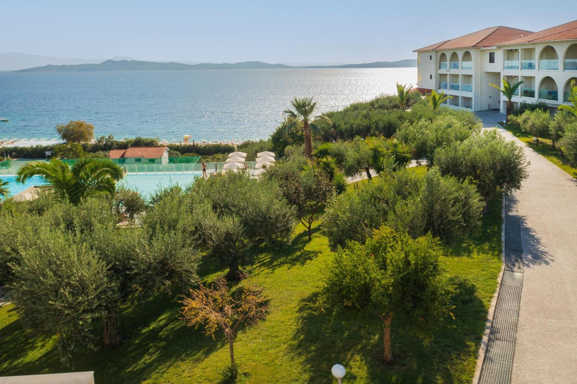 Akrathos Beach Hotel أُرانّوبولي المظهر الخارجي الصورة
