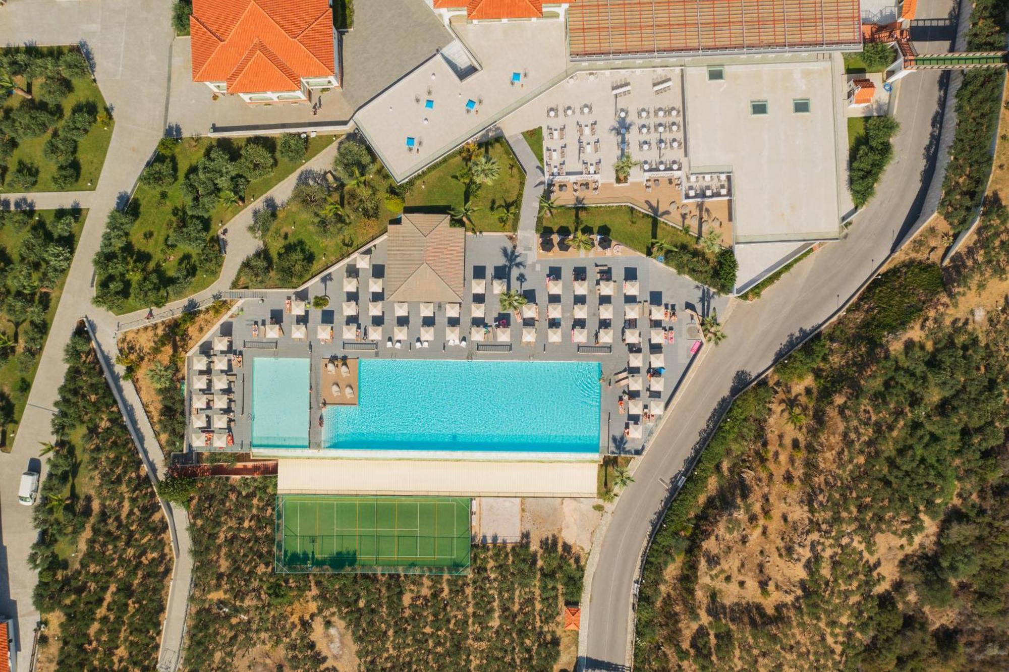 Akrathos Beach Hotel أُرانّوبولي المظهر الخارجي الصورة